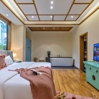 爱·鸳鸯戏水大床房