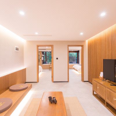 友泉湖景大套房