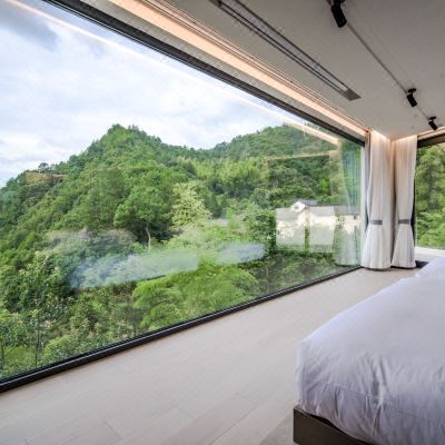 青峦山景亲子房