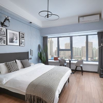 富士山也 I 几木系Style夜景影院房