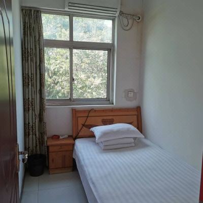 特价单间（公共卫浴）