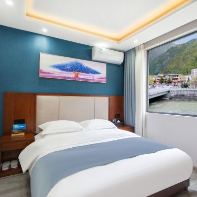 河景大床房+（乳胶床垫+空调电热毯）