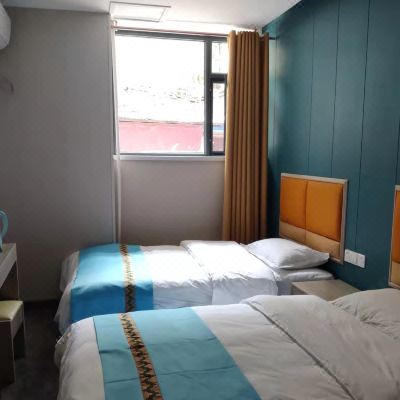 豪华双床房（空调）