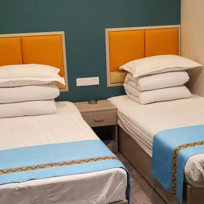 普通双人间（公共卫浴）