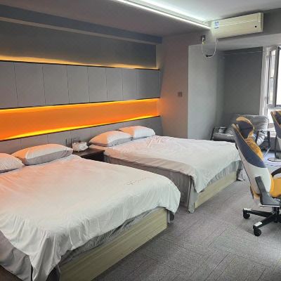 豪华精品智能投影双人间[RTX4070+卓威显示器+12代I7]+席梦思床垫