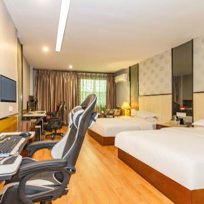 三排连坐电竞双床房[千兆网线+RTX3060显卡+32寸显示器+专业电竞椅]