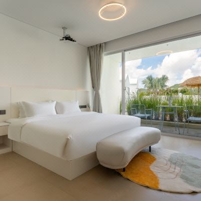 沐里池畔山景阳台大床房-巨幕影院