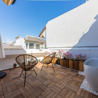 私享庭院休闲浴缸大床房（巨幕高清投影）