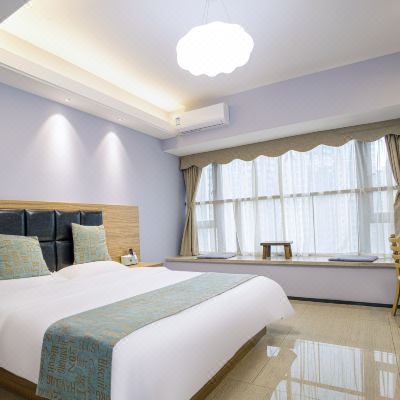 悦悦雅致大床房