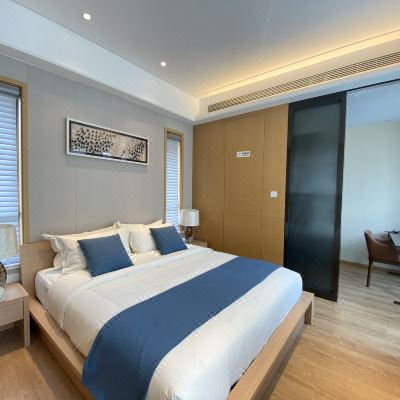 肆季轻奢大床房