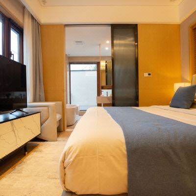 七曜现代三房独栋别墅