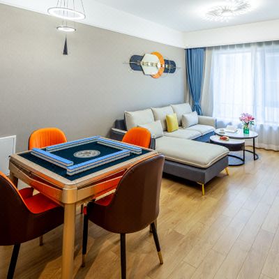 轻奢双卧棋牌套房丨喜临门床垫+冰箱+洗衣机+厨房