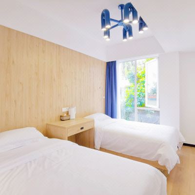 舒适双床房（公共卫浴）