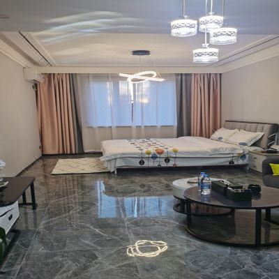 精装一室大床房