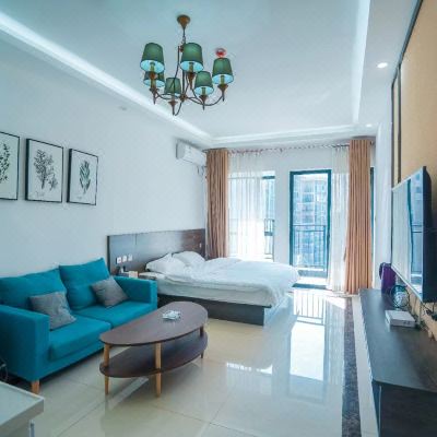 舒适阳台大床房