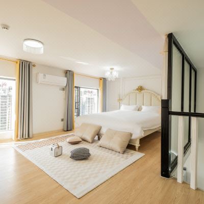 美式风loft巨幕投影房（餐饮吧台+洗衣机+厨房+冰箱）