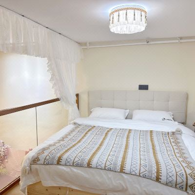 浪漫花海·投影复式双床套房（吧台+厨房+冰箱）