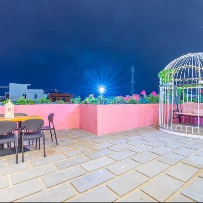 （乐栖）顶楼两室两卫浴缸花园露台