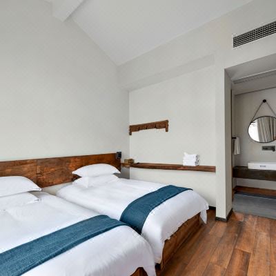 （一宿·画里）舒适双床房