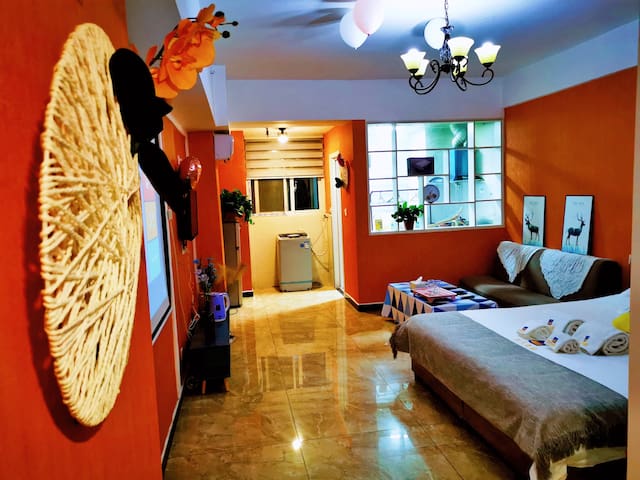 华人易居·金盾国际精装一室巨幕投影 橙屿