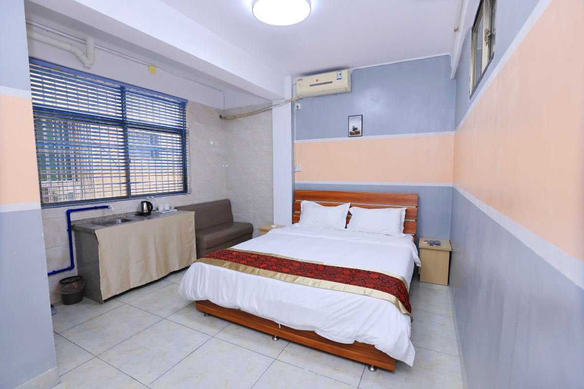  天下民宿 之 月朗商务客栈 