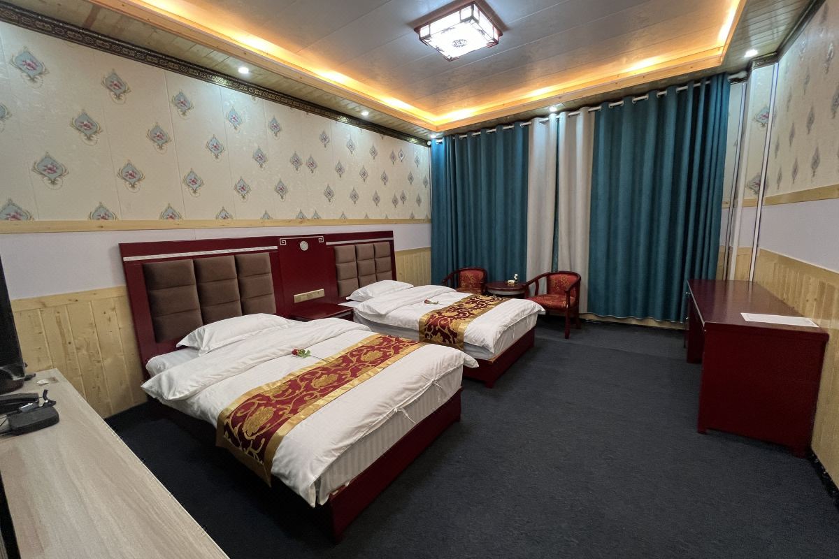  天下民宿 之 青海湖翅雪嘉姆民宿 