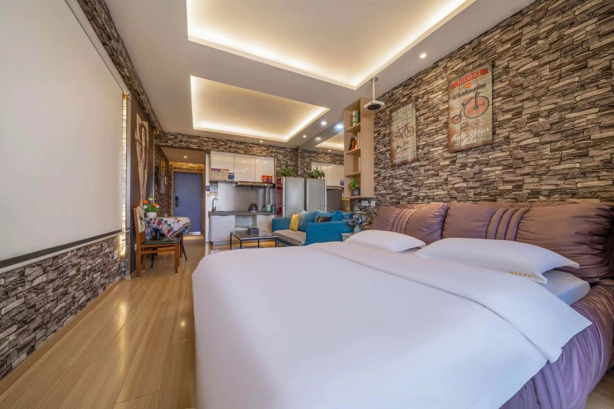  天下民宿 之 栖涧里酒店(银川大阅城店) 