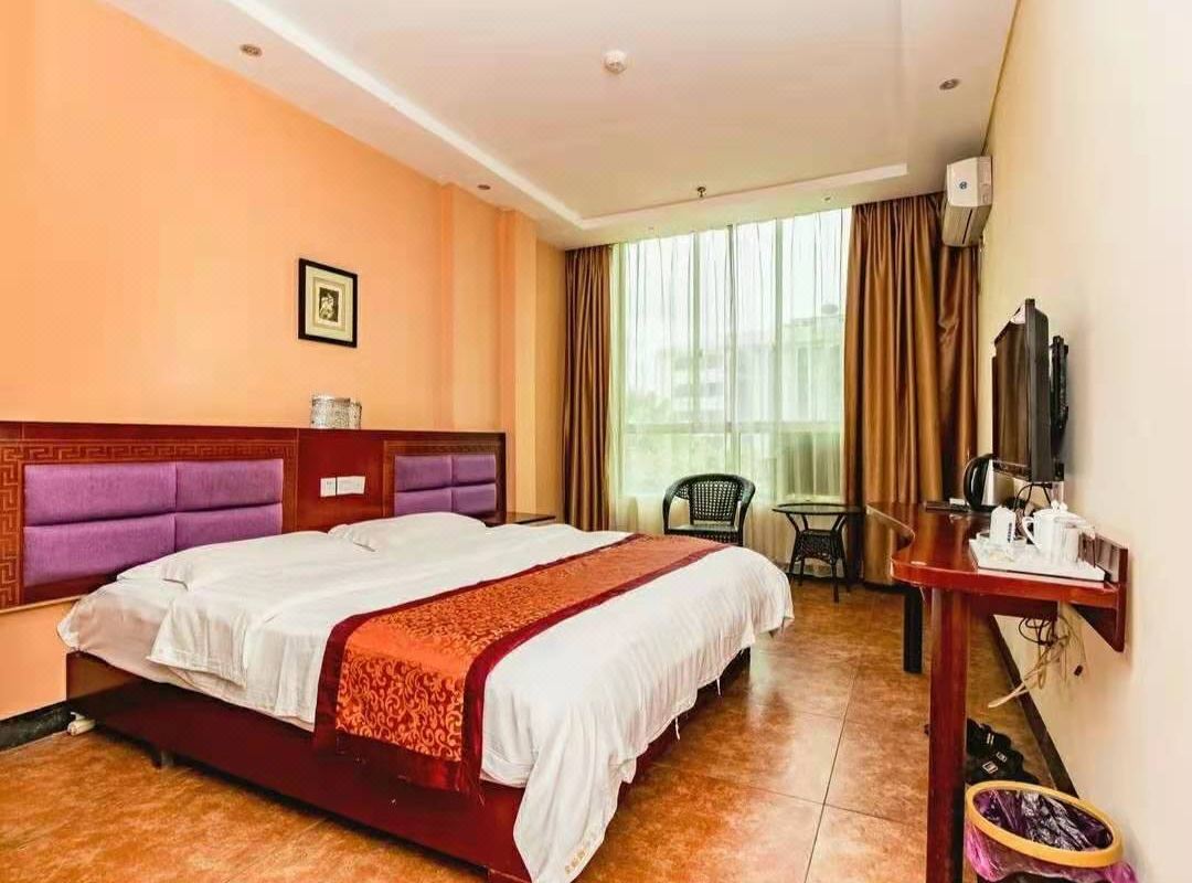  天下民宿 之 万红宾馆(益阳平安路店) 