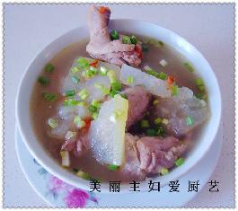 冬瓜枸杞鸭腿汤