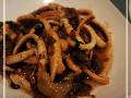 Squid with caramelized onion