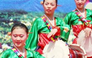  天下民宿 特产 之 朝鲜族农乐舞·乞粒舞 